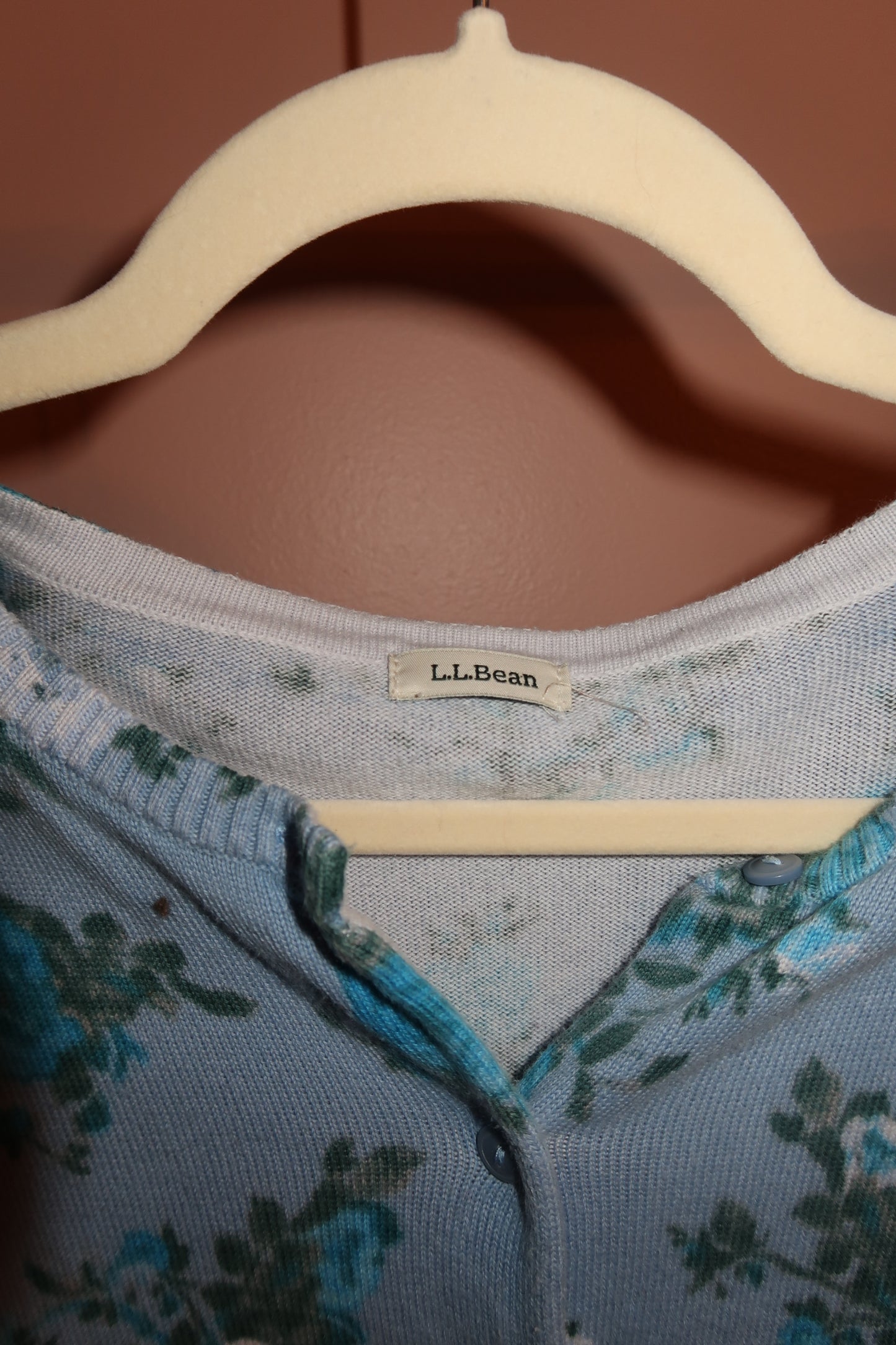 👵🏻Not Your Grandma’s Sweater👵🏻